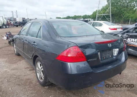 2006 Honda Accord 2.4 Ex из США, поврежденный, VIN 1HGCM56796A042268